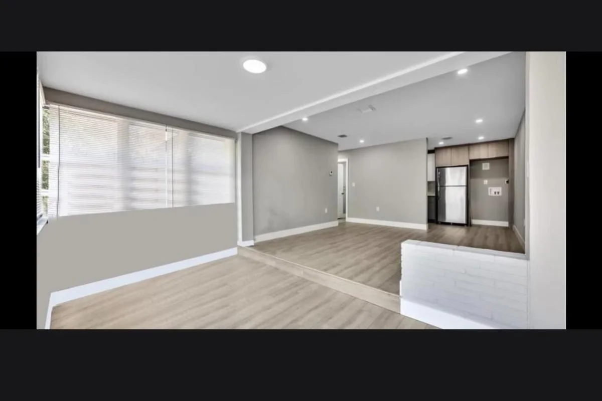 312 SE 23rd St #1-2, Fort Lauderdale: photo 1 of 4