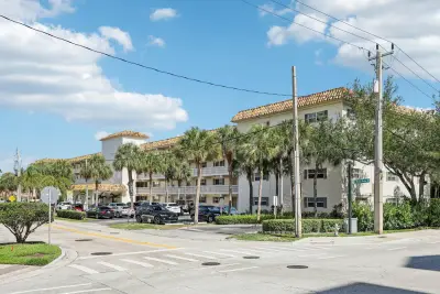 200 E Royal Palm Rd #3040, Boca Raton: photo 1 of 37