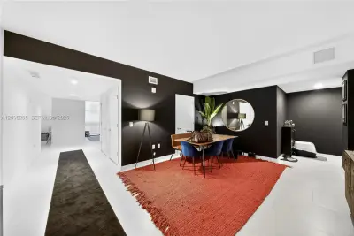 1010 Brickell Ave #2905, Miami: photo 1 of 36