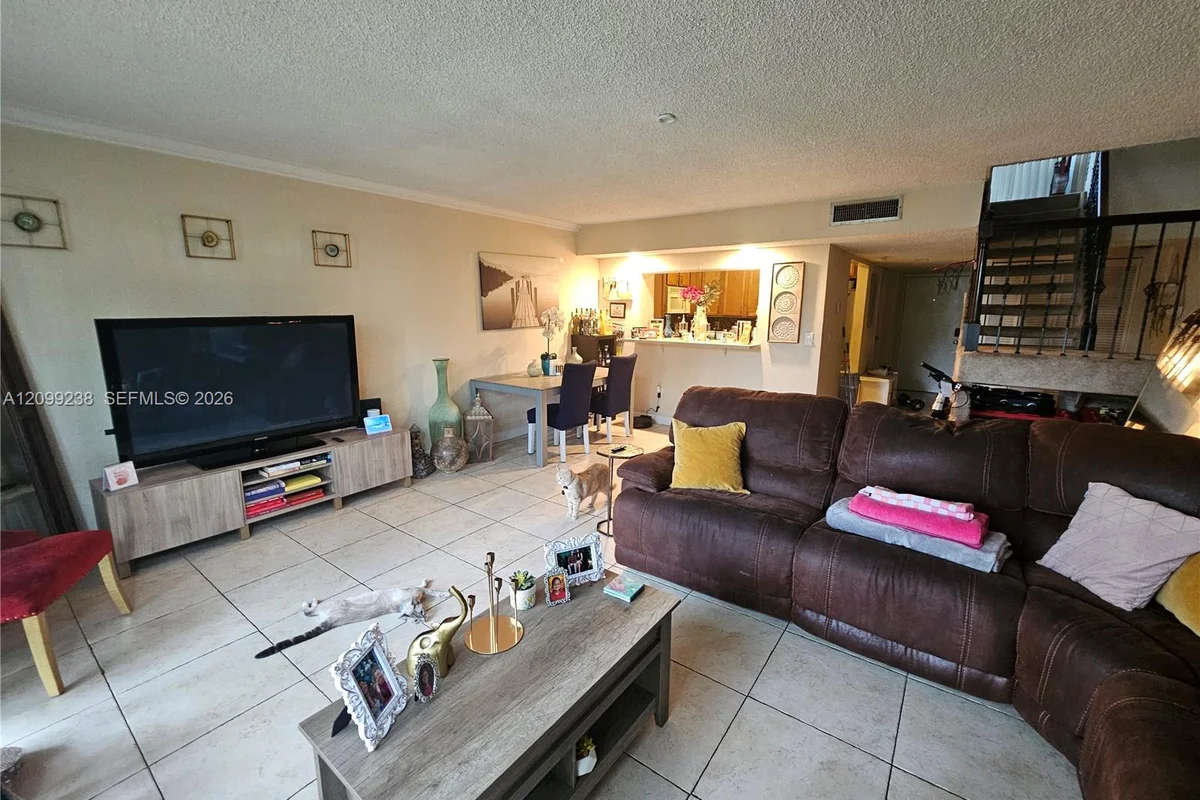 8401 W Sample Rd #10, Coral Springs: photo 1 of 17