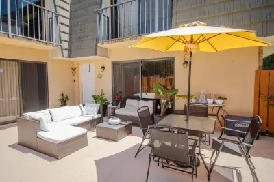 606 6th Way, West Palm Beach: photo 1 of 34