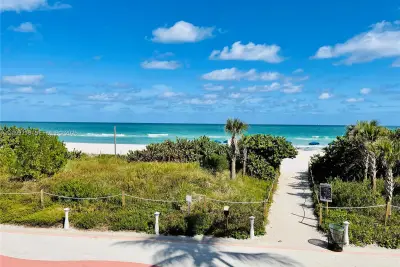 5555 Collins Ave #14Y, Miami Beach: photo 1 of 19