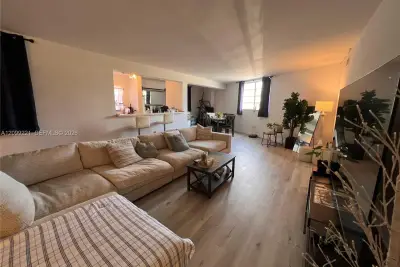 1800 79th St Cswy #A201, North Bay Village: photo 1 of 14