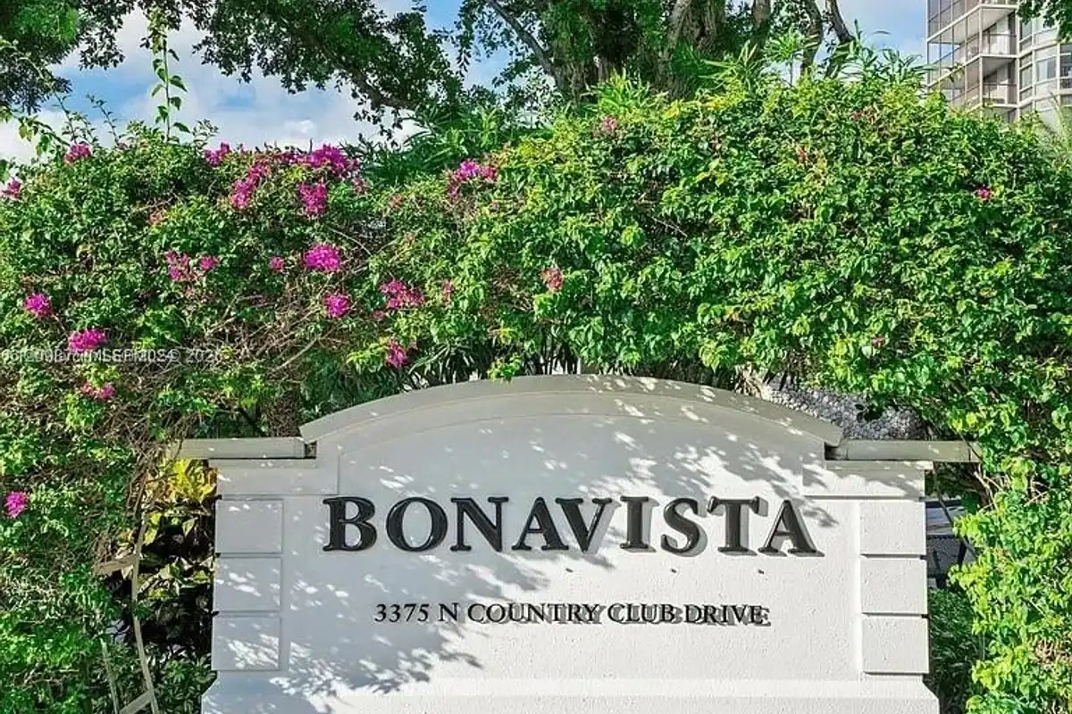3375 N Country Club Dr #605, Aventura: photo 1 of 13