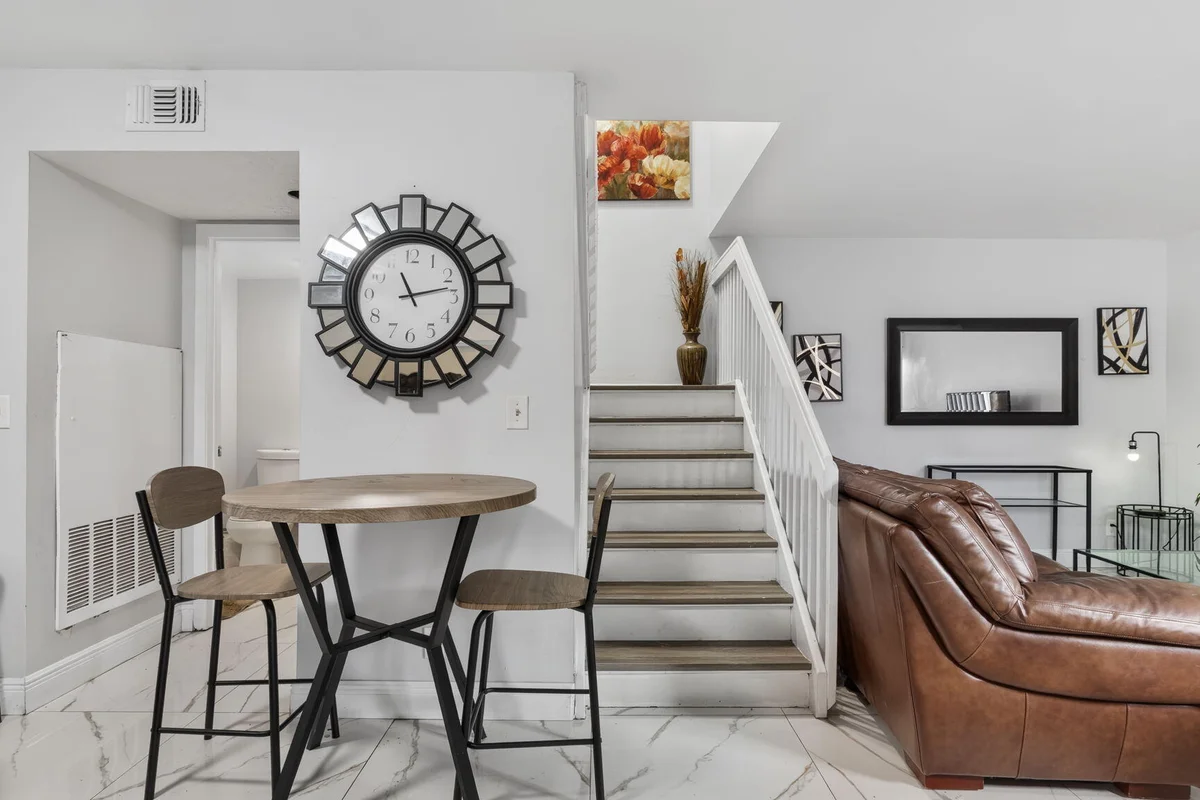 3477 SW 52nd Ave, Hollywood: photo 1 of 28