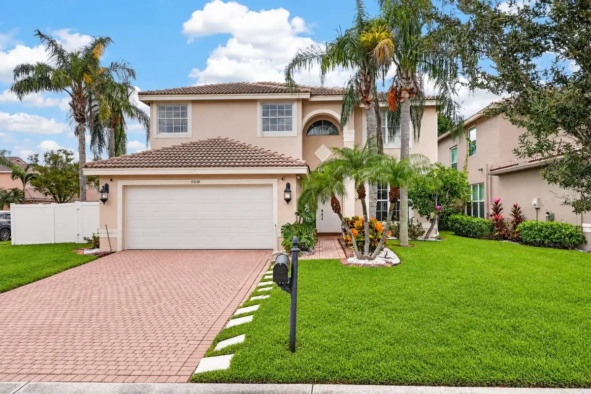 5010 Nautica Lake Cir, Lake Worth: photo 1 of 46