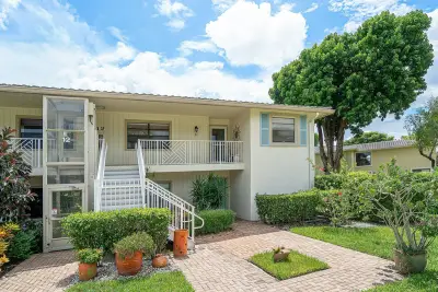12 Westgate Ln #12D, Boynton Beach: photo 1 of 59