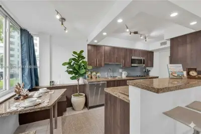 250 180th Dr #155, Sunny Isles Beach: photo 1 of 13