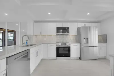 3373 Lucerne Park Dr, Greenacres: photo 1 of 26