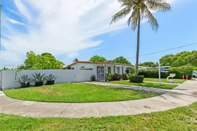 10771 SW 51st Dr, Miami: photo 1 of 10