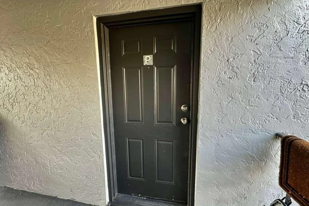 1201 Lake Victoria Dr #P, West Palm Beach: photo 1 of 23