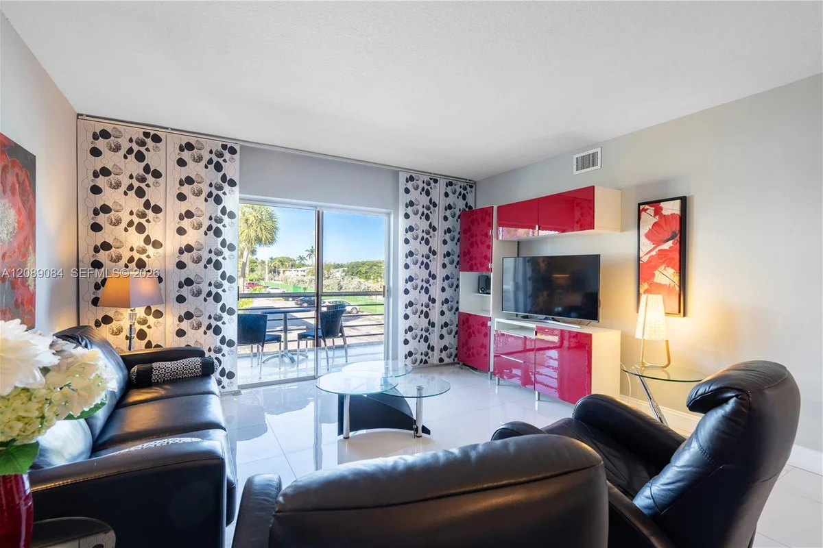 16900 NE 14th Ave #201, North Miami Beach: photo 1 of 35