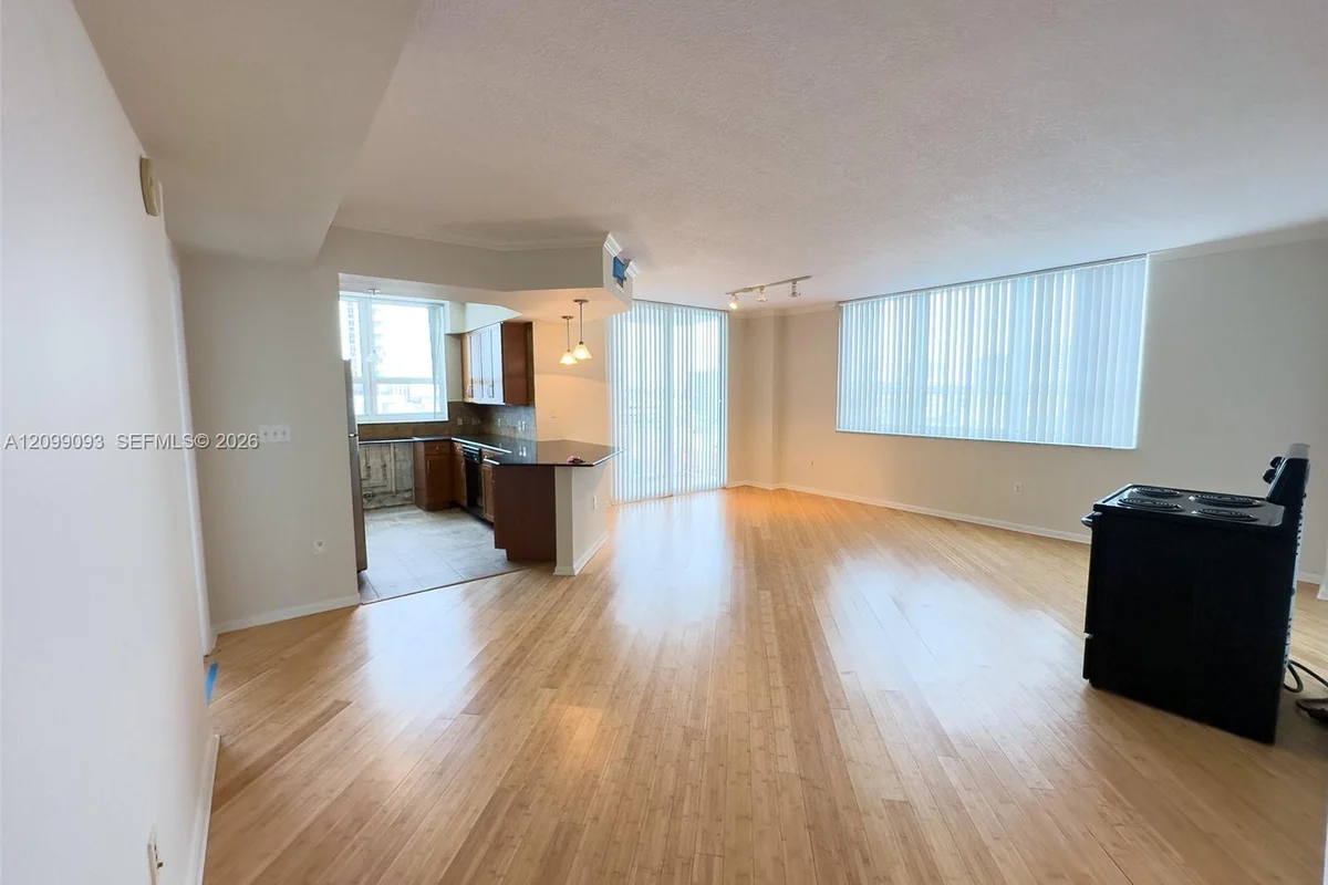 2000 N Bayshore Dr #1101, Miami: photo 1 of 29
