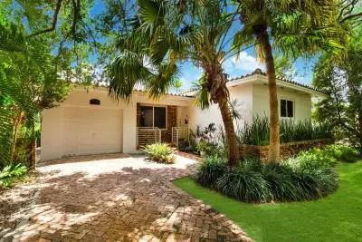 901 Santiago St, Coral Gables: photo 1 of 11
