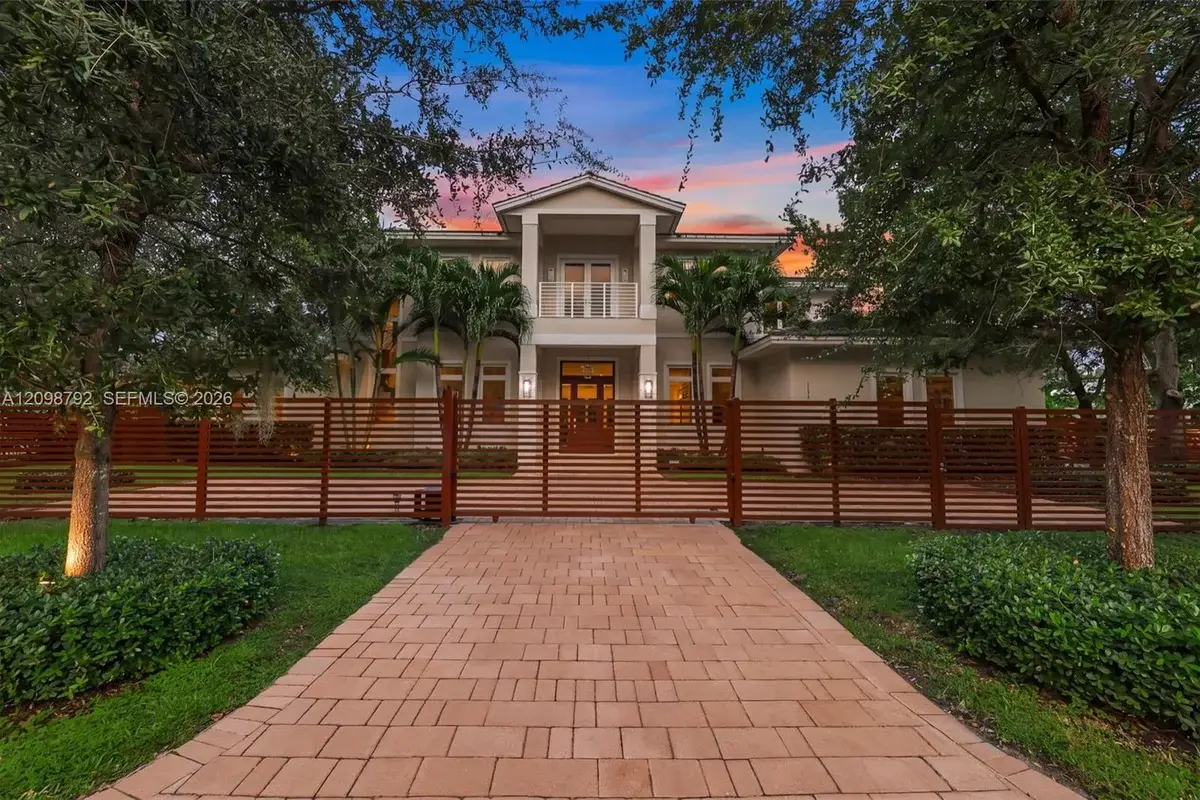 11701 SW 69 Ct, Pinecrest: photo 1 of 55