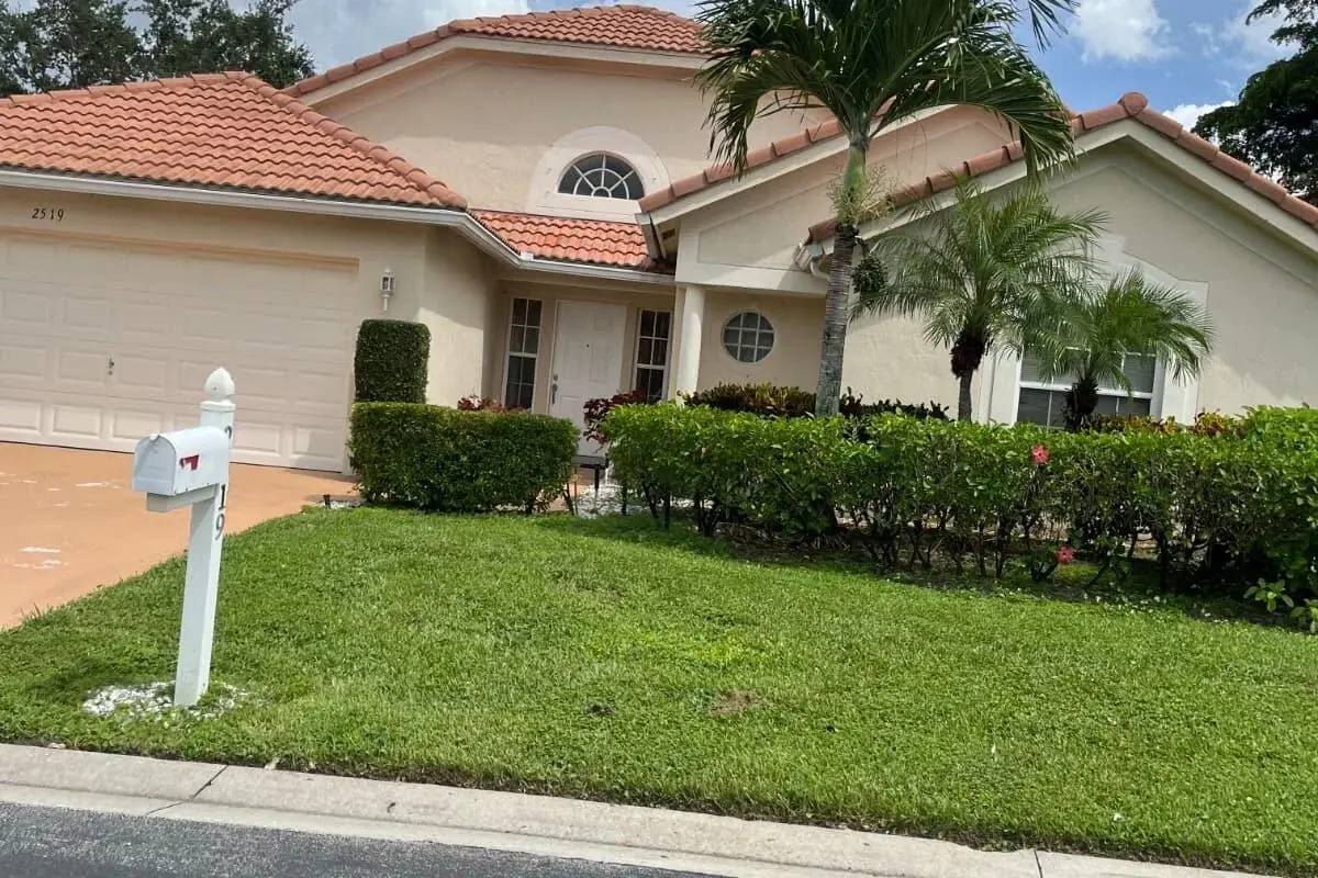 2519 Egret Lake Dr, Greenacres: photo 1 of 12