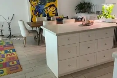 550 Ocean Dr #7H, Key Biscayne: photo 1 of 8
