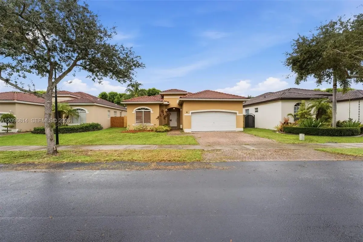 1420 SE 23rd Dr, Homestead: photo 1 of 26