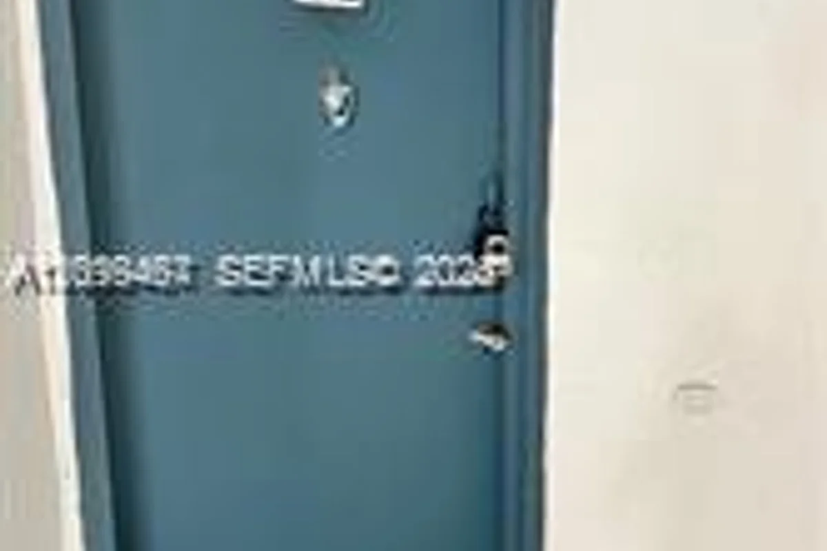 8255 SW 152nd Ave #E-212, Miami: photo 1 of 7
