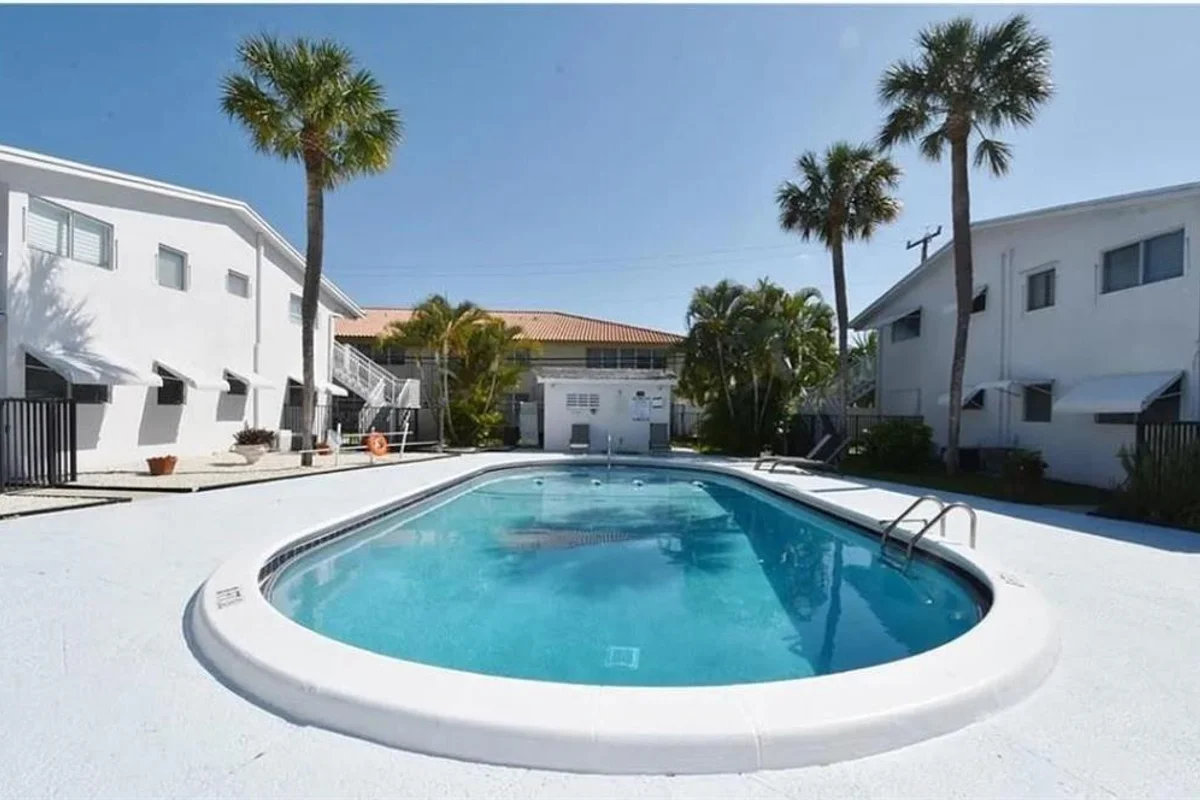 1920 NE 51st Ct #209, Fort Lauderdale: photo 1 of 1