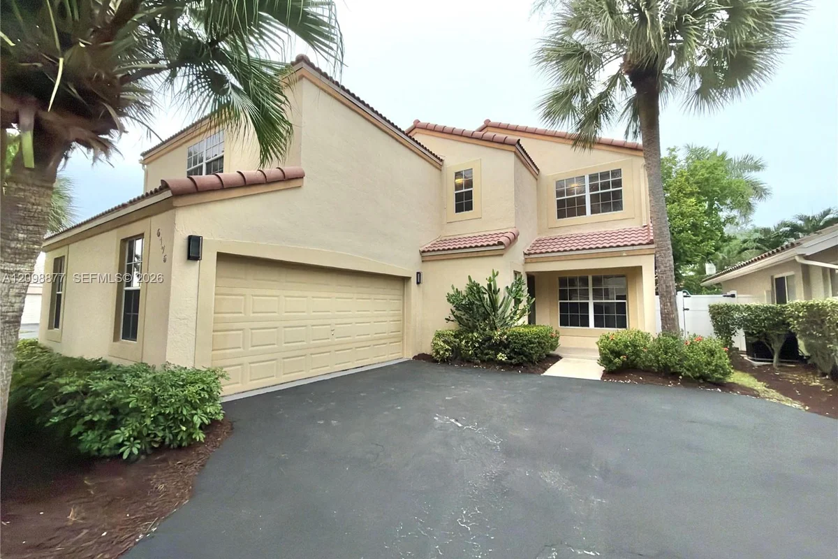 6175 NW 77th Pl, Parkland: photo 1 of 27