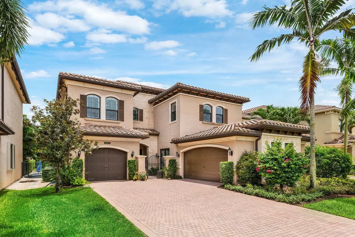 8658 Lewis River Rd, Delray Beach: photo 1 of 81