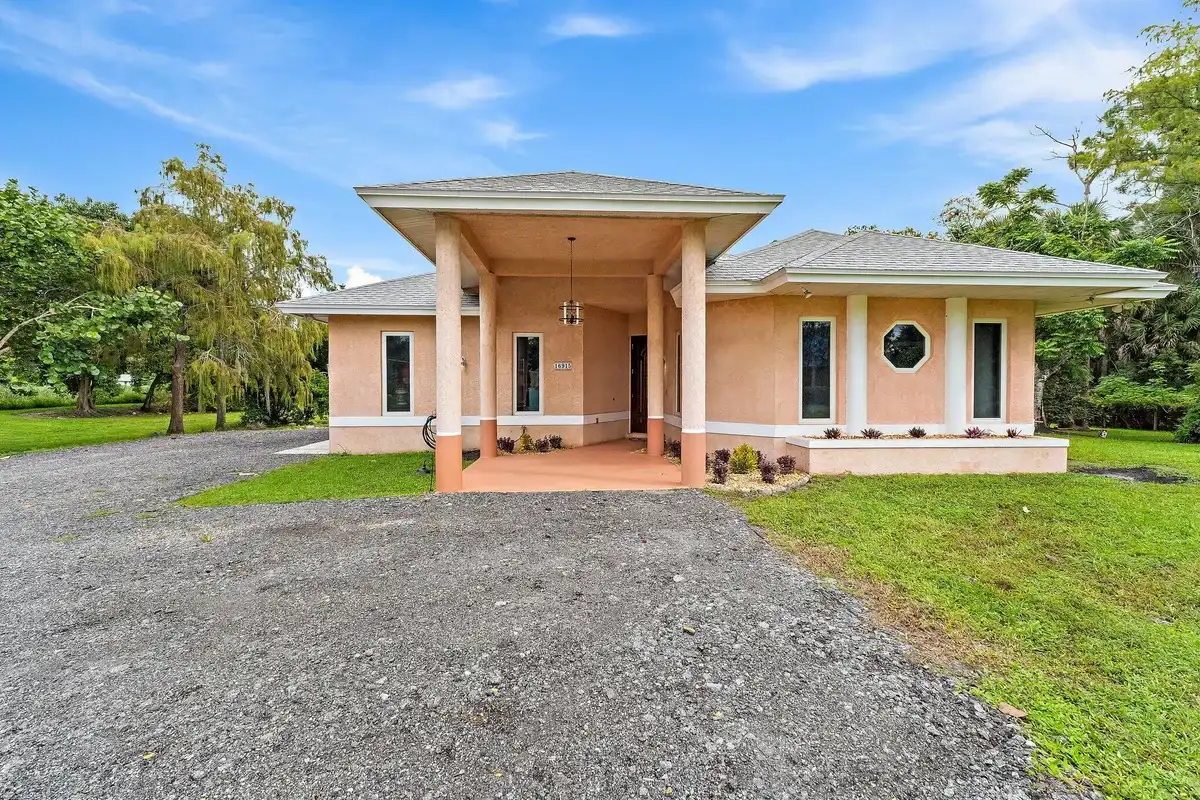 16915 62nd Rd N, Loxahatchee: photo 1 of 38