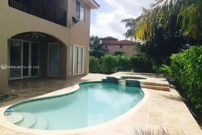6422 SW 162nd Ct, Miami: photo 1 of 20