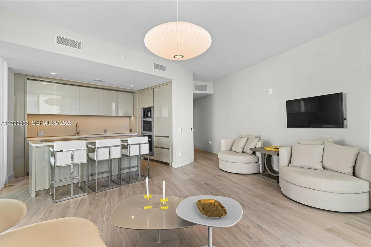 18975 Collins Ave #1605, Sunny Isles Beach: photo 1 of 19