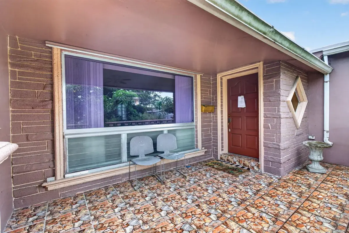 7761 Biltmore Blvd, Miramar: photo 1 of 62