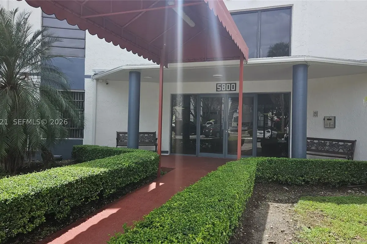 5800 SW 127th Ave #2109, Miami: photo 1 of 19