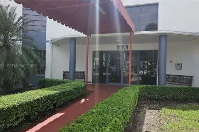 5800 SW 127th Ave #2109, Miami: photo 1 of 19