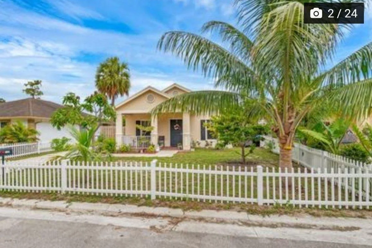 2957 Saginaw Ave, West Palm Beach: photo 1 of 15