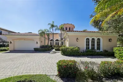 1126 San Michele Way, Palm Beach Gardens: photo 1 of 51