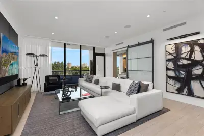 30 Isle Of Venice Dr #PH3, Fort Lauderdale: photo 1 of 73