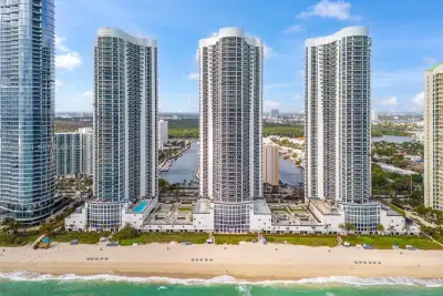 15901 Collins Ave #2801, Sunny Isles Beach: photo 1 of 37
