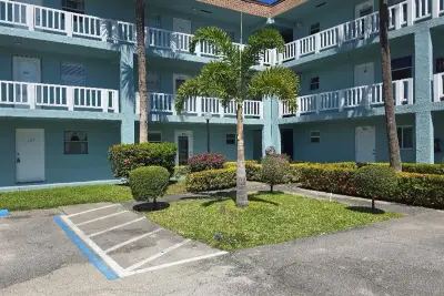 606 SW Natura Blvd #208, Deerfield Beach: photo 1 of 26