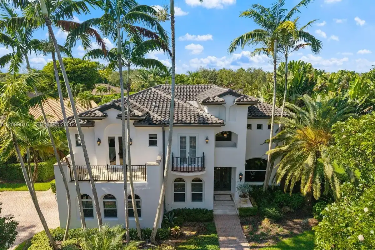 9461 SW 103rd St, Miami: photo 1 of 12