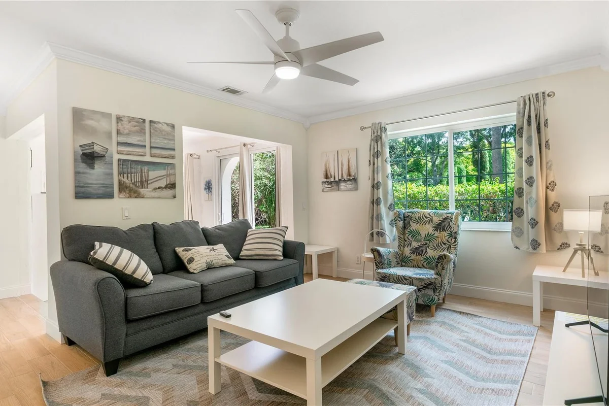 6525 Via Regina #0100, Boca Raton: photo 1 of 32