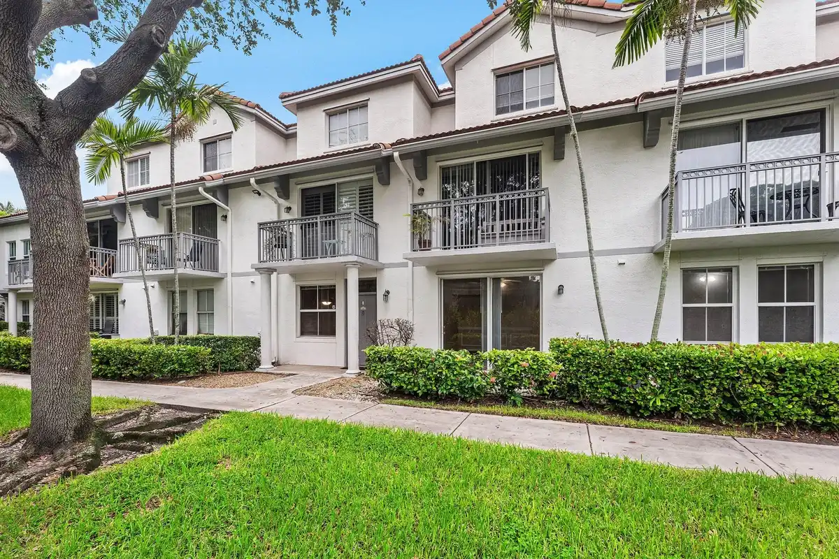 2030 Alta Meadows Ln #1211, Delray Beach: photo 1 of 25