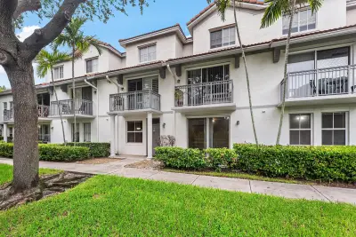 2030 Alta Meadows Ln #1211, Delray Beach: photo 1 of 25