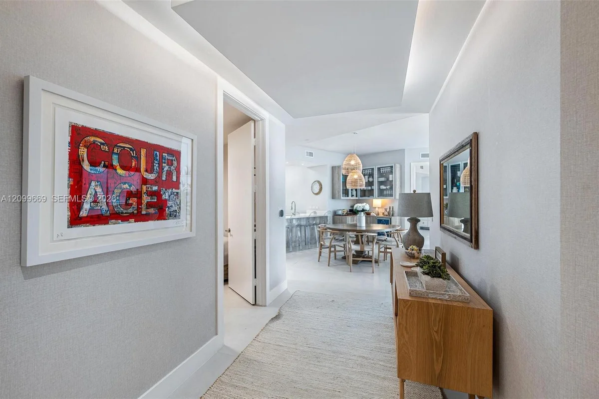 16001 Collins Ave #1007, Sunny Isles Beach: photo 1 of 29