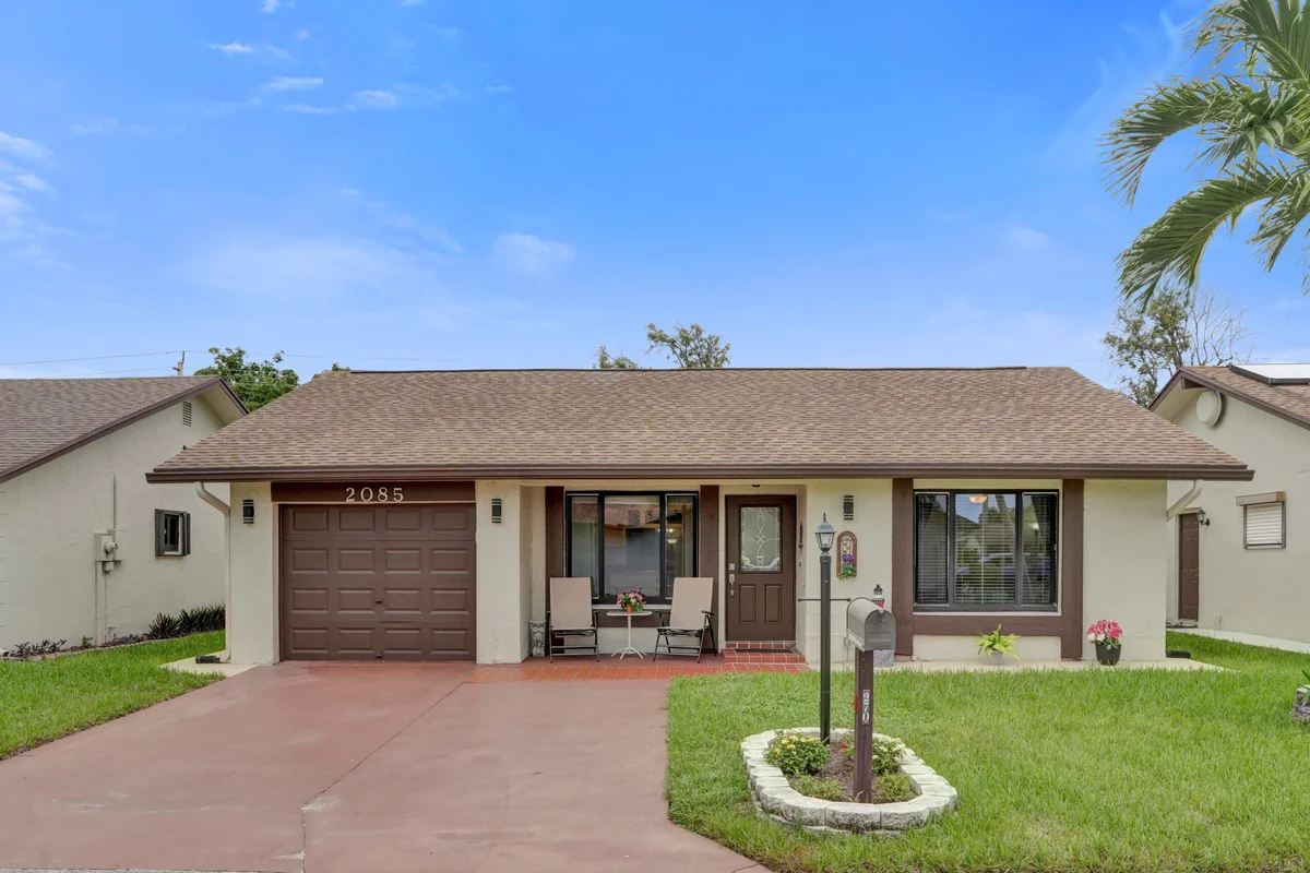 2085 SW 15th Pl, Deerfield Beach: photo 1 of 71