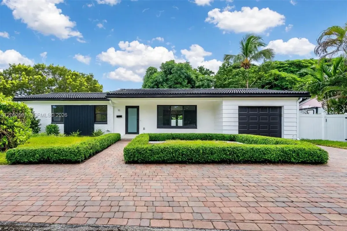 10 NW 100th St, Miami Shores: photo 1 of 23