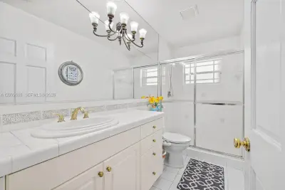19310 SW 88th Ct, Cutler Bay: photo 1 of 34