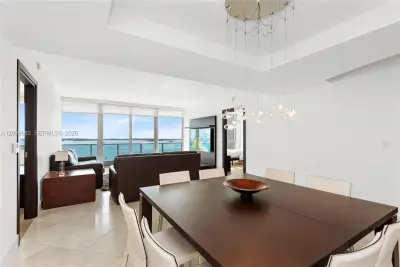 1331 Brickell Bay Dr #1109, Miami: photo 1 of 34