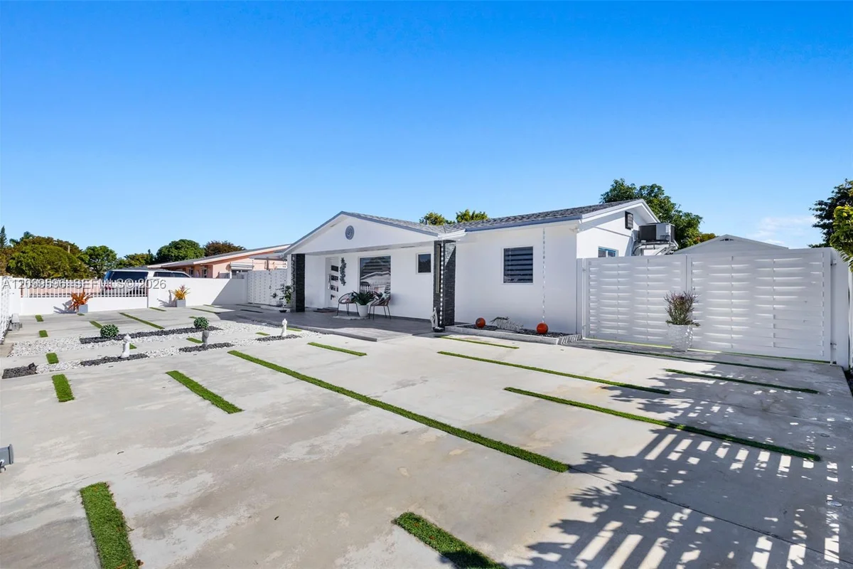 20603 NW 44th Pl, Miami Gardens: photo 1 of 73
