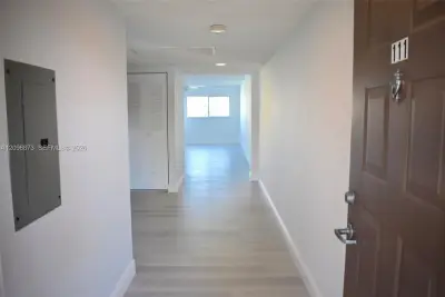 12550 SW 15th St #111E, Pembroke Pines: photo 1 of 32