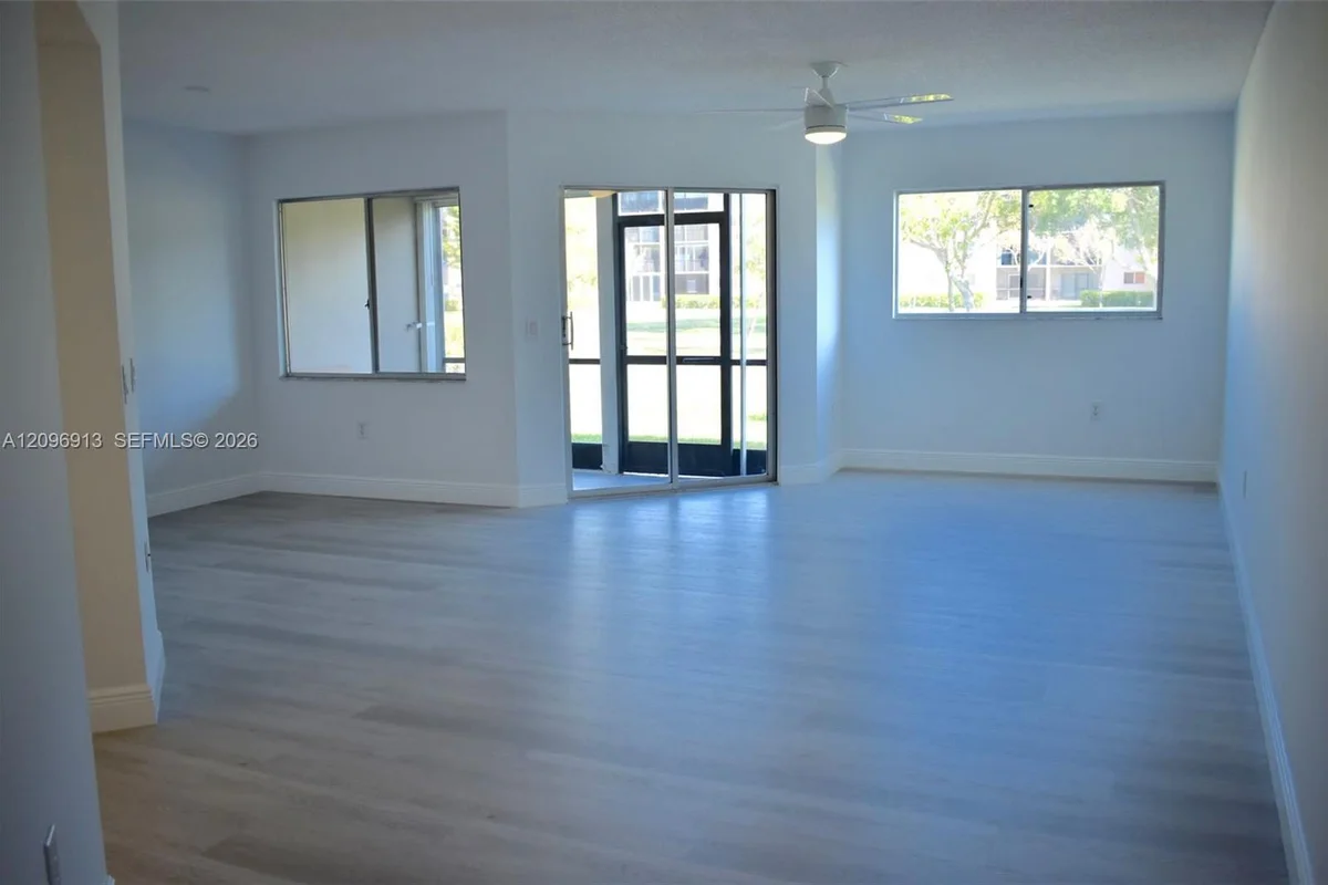 12550 SW 15th St #111E, Pembroke Pines: photo 1 of 34