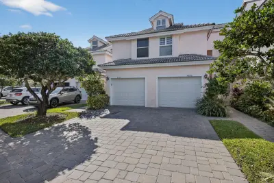 4205 Fairway Dr N, Jupiter: photo 1 of 37